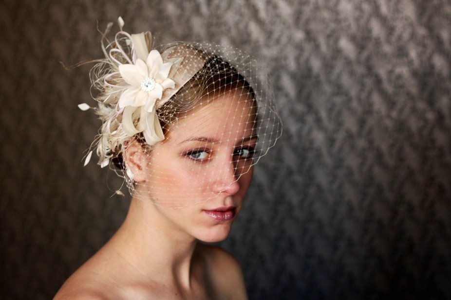 How to Style Bridal Headdresses for a Perfect Look